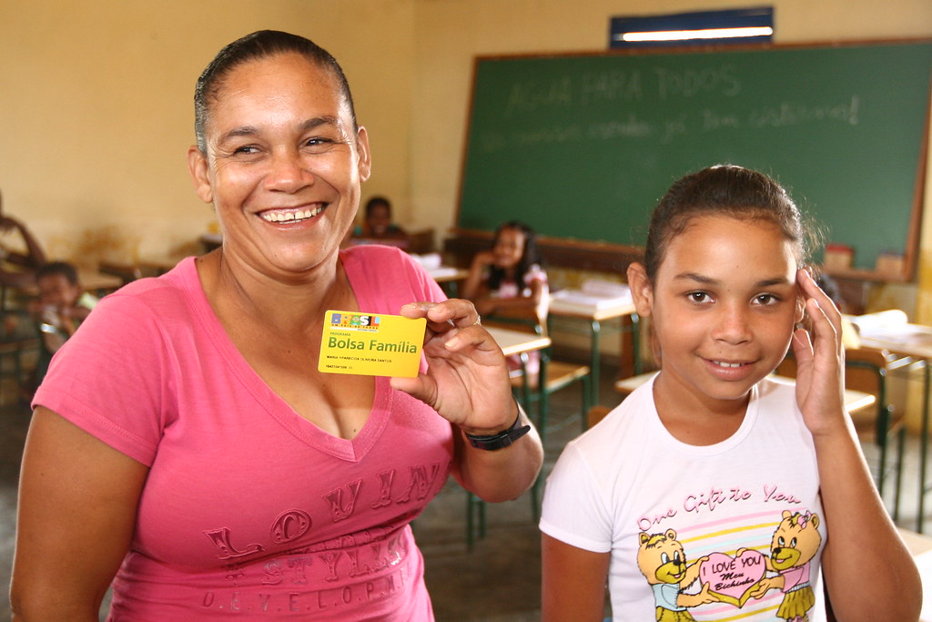 Famílias contempladas com o Bolsa Família na zona rural do município de Marcionílio Souza. Foto: Roberto Viana/AGECOM/Flickr